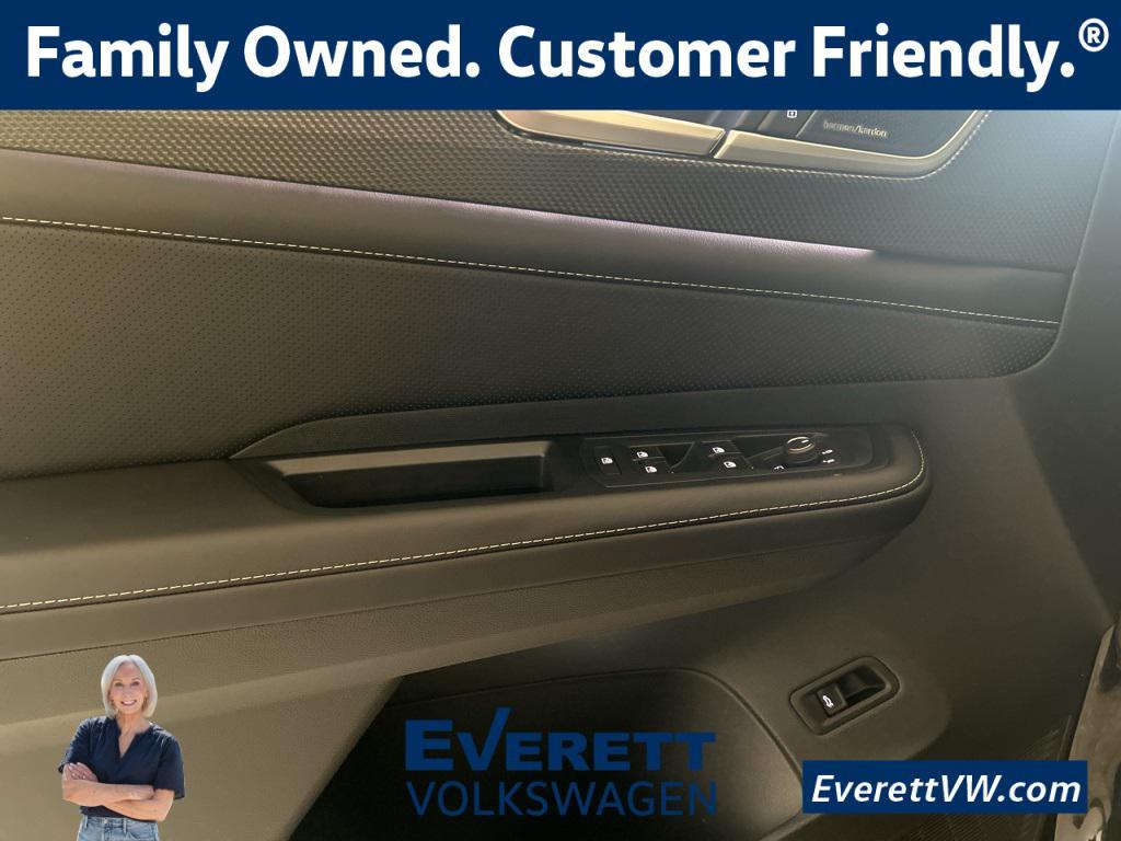 new 2026 Volkswagen Atlas Cross Sport car, priced at $51,980