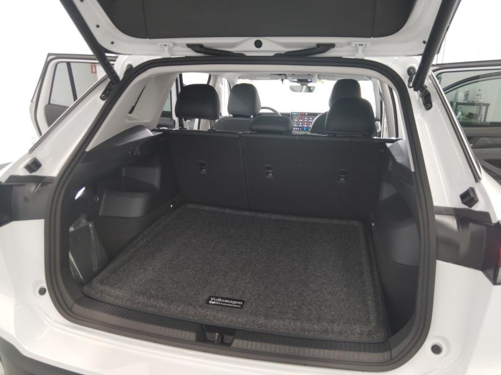 new 2026 Volkswagen Tiguan car, priced at $36,363