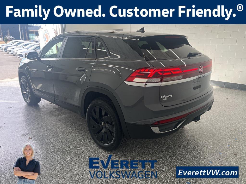 new 2026 Volkswagen Atlas Cross Sport car, priced at $44,843