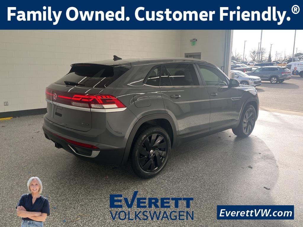 new 2026 Volkswagen Atlas Cross Sport car, priced at $44,843