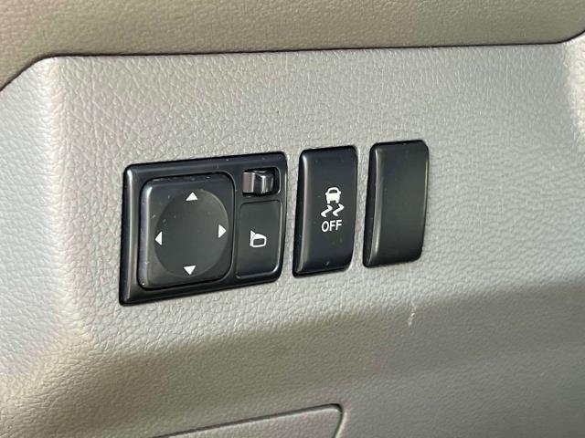 used 2020 Nissan NV Cargo NV2500 HD car, priced at $18,617