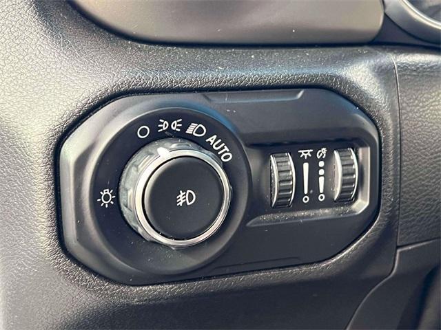 used 2021 Jeep Wrangler Unlimited car, priced at $25,614