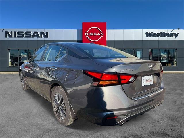 used 2023 Nissan Altima car, priced at $21,747