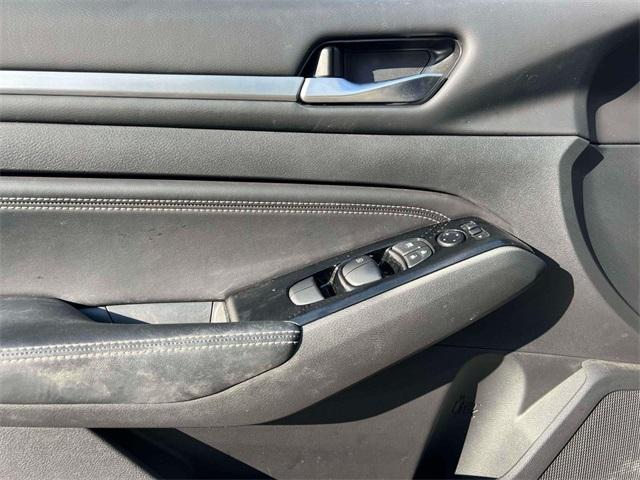used 2023 Nissan Altima car, priced at $21,747