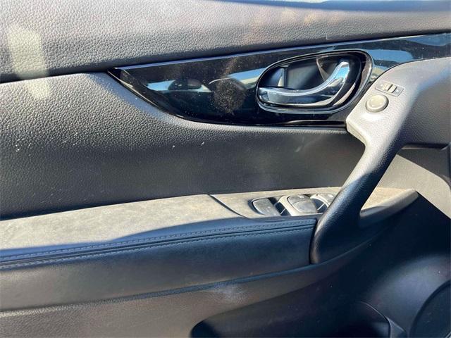 used 2022 Nissan Rogue Sport car, priced at $19,747