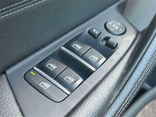 used 2023 BMW 540 car, priced at $37,097