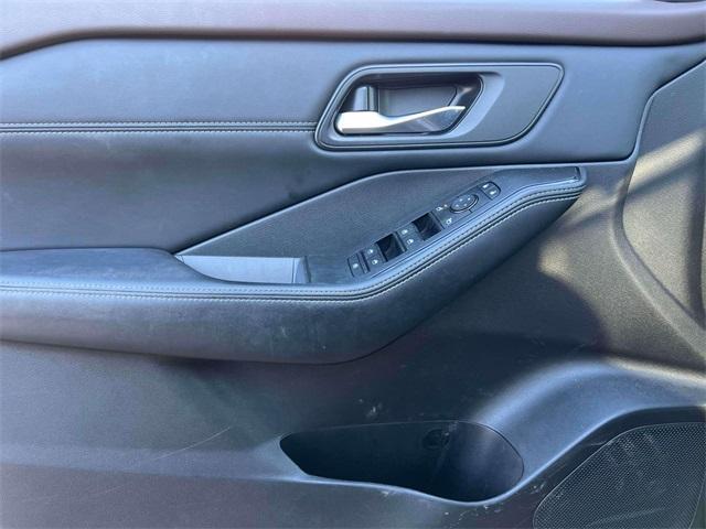 used 2023 Nissan Rogue car, priced at $19,614