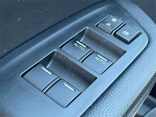 used 2022 Honda Pilot car, priced at $29,997