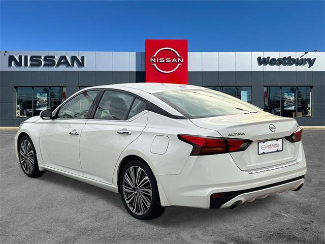 used 2023 Nissan Altima car, priced at $23,714