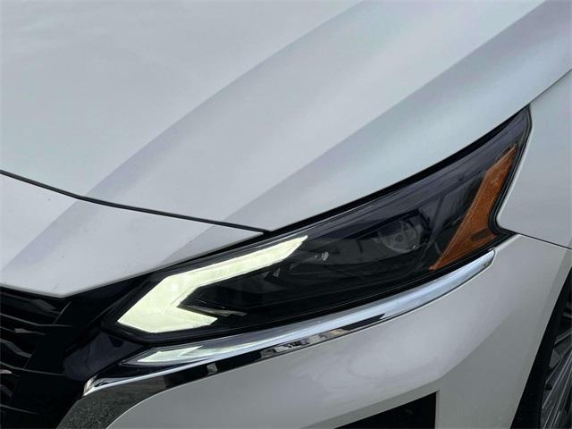 used 2023 Nissan Altima car, priced at $23,714