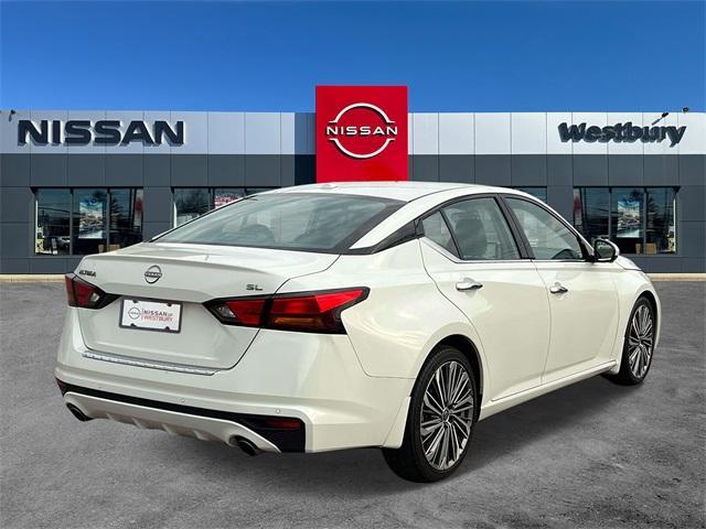 used 2023 Nissan Altima car, priced at $23,714