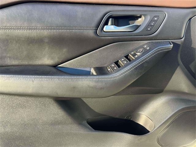 used 2023 Nissan Rogue car, priced at $18,214