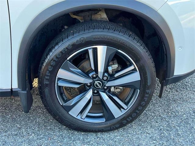 used 2023 Nissan Rogue car, priced at $18,214