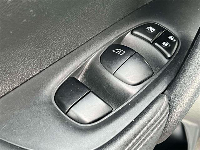 used 2019 Nissan Rogue car, priced at $12,749