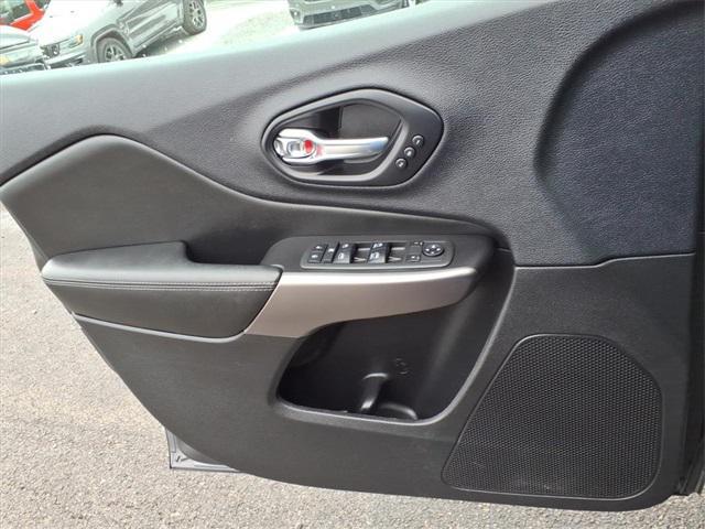 used 2019 Jeep Cherokee car, priced at $17,987