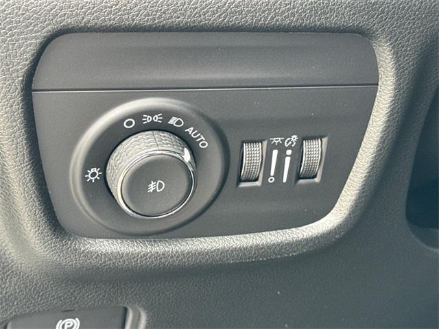 new 2025 Jeep Grand Cherokee L car, priced at $50,358