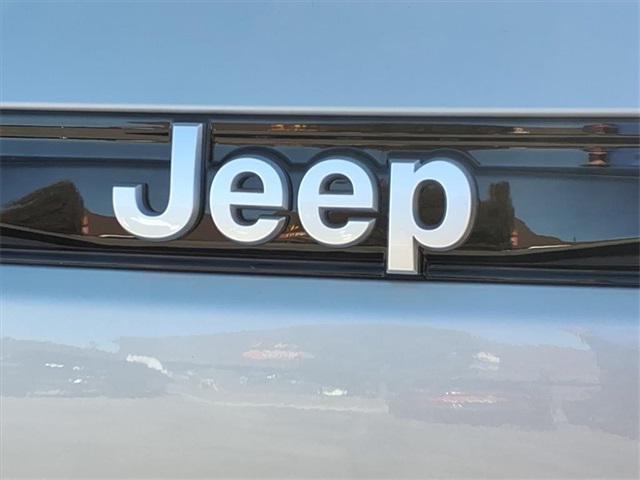 new 2025 Jeep Grand Cherokee car, priced at $40,792
