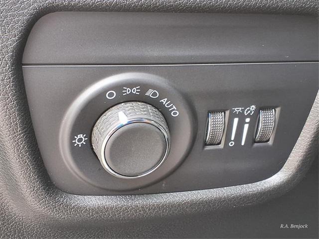 new 2025 Jeep Grand Cherokee L car, priced at $44,034