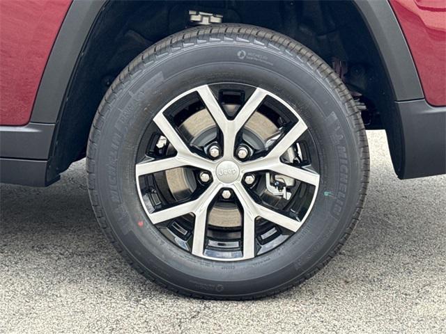 new 2025 Jeep Grand Cherokee L car, priced at $48,058