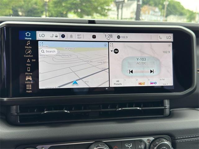 new 2025 Jeep Wrangler car, priced at $51,367