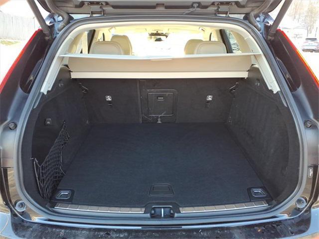 used 2020 Volvo XC60 car, priced at $24,746