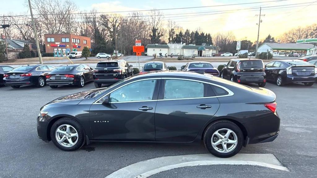 used 2018 Chevrolet Malibu car, priced at $9,999