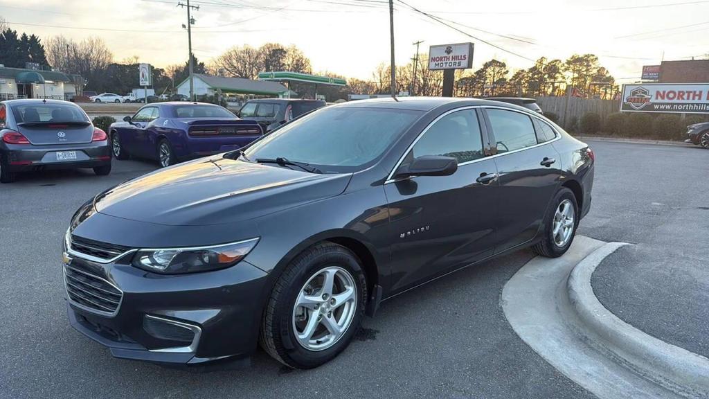 used 2018 Chevrolet Malibu car, priced at $9,999