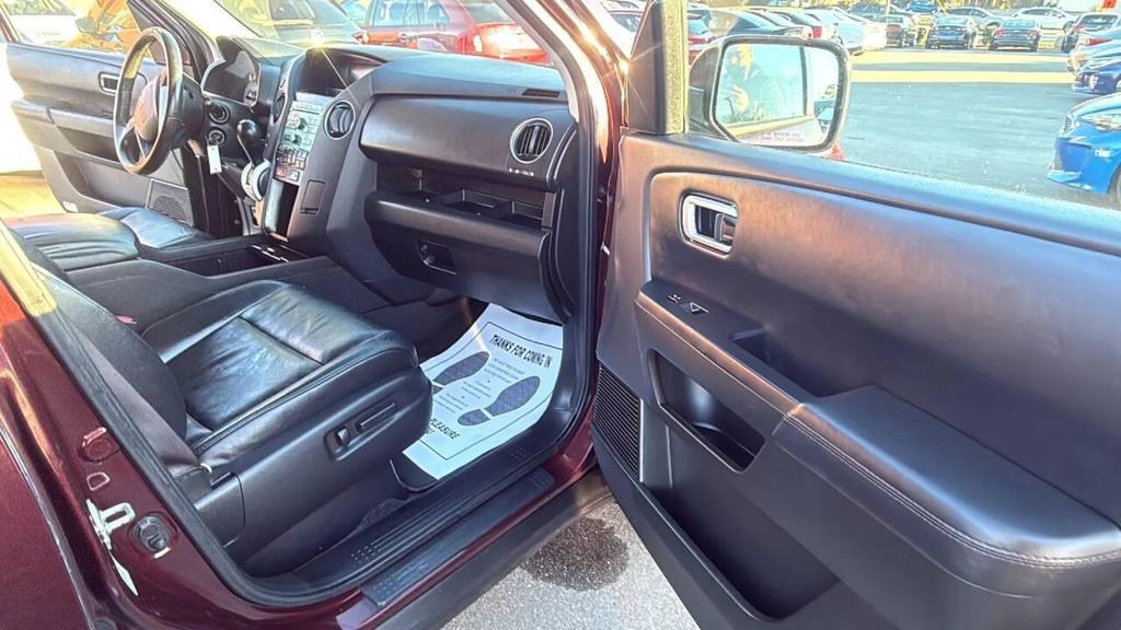 used 2011 Honda Pilot car, priced at $7,999