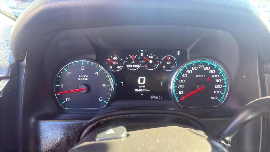 used 2017 Chevrolet Suburban car, priced at $19,999