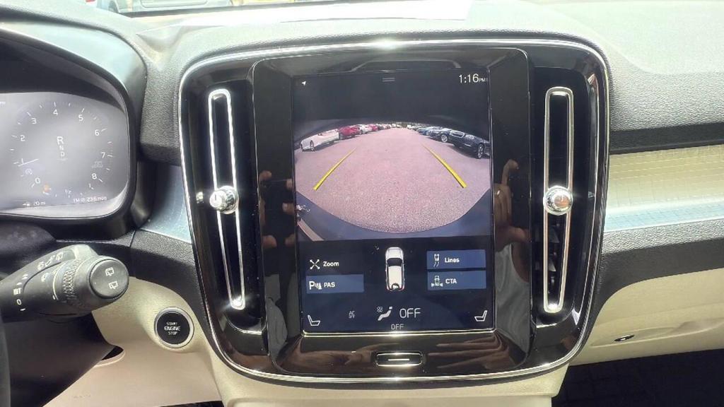 used 2020 Volvo XC40 car, priced at $15,999