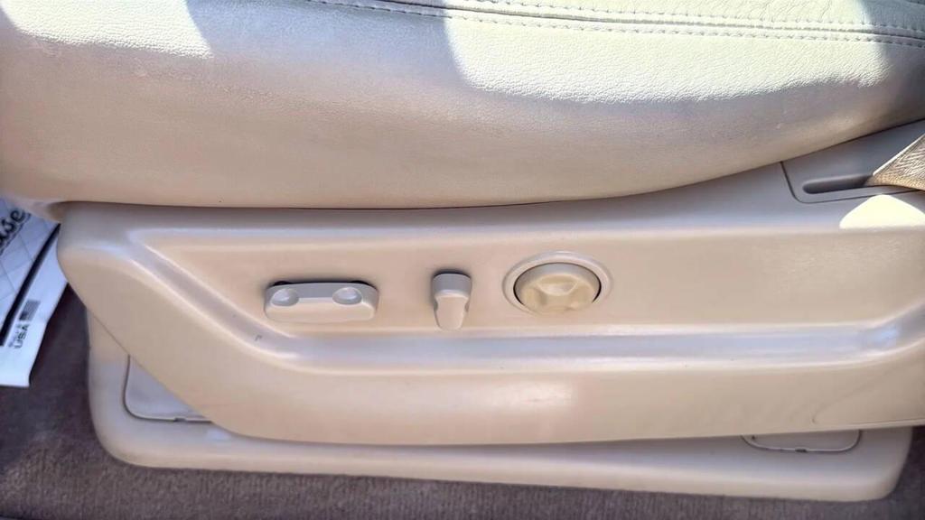 used 2011 Cadillac Escalade car, priced at $13,499