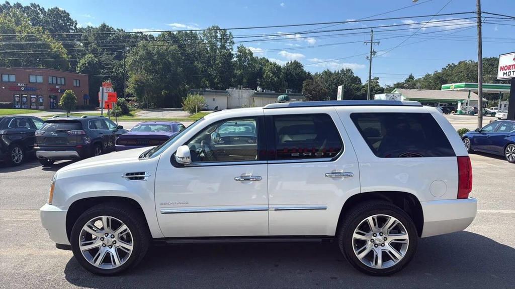 used 2011 Cadillac Escalade car, priced at $13,499