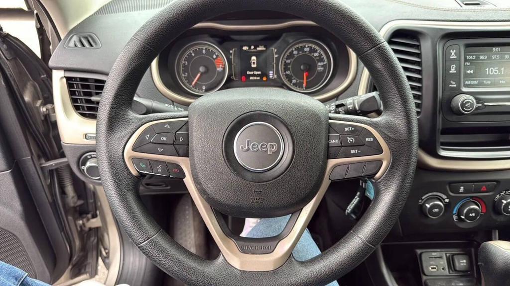 used 2017 Jeep Cherokee car, priced at $7,999