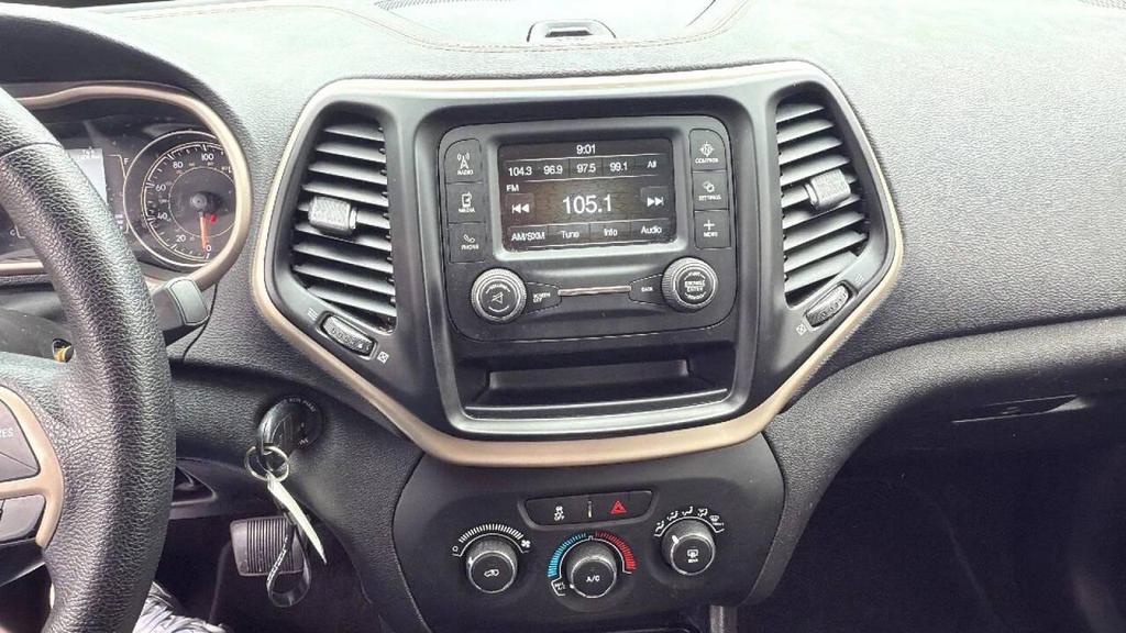 used 2017 Jeep Cherokee car, priced at $7,999