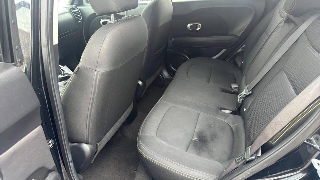 used 2015 Kia Soul car, priced at $5,499