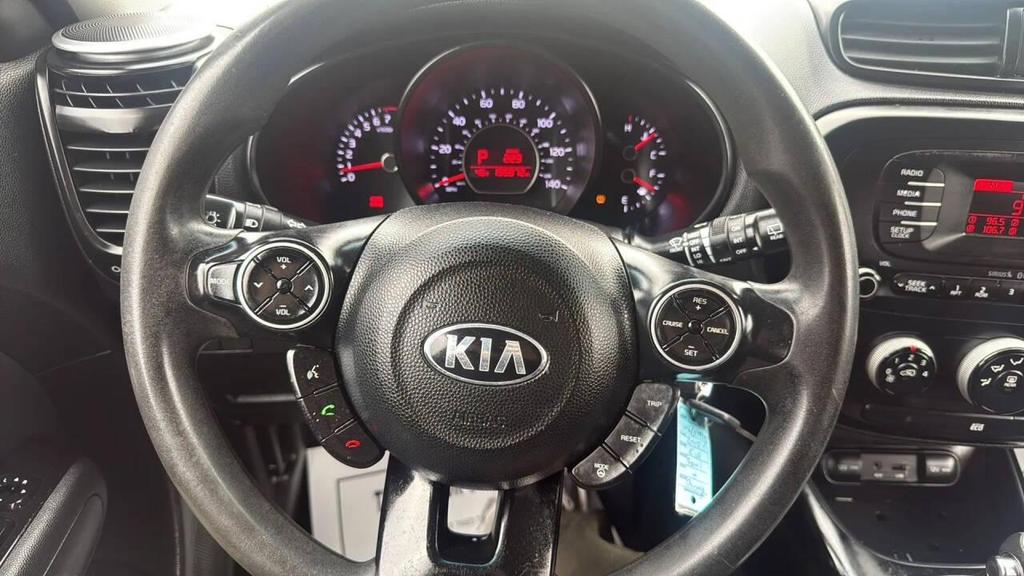 used 2015 Kia Soul car, priced at $5,499