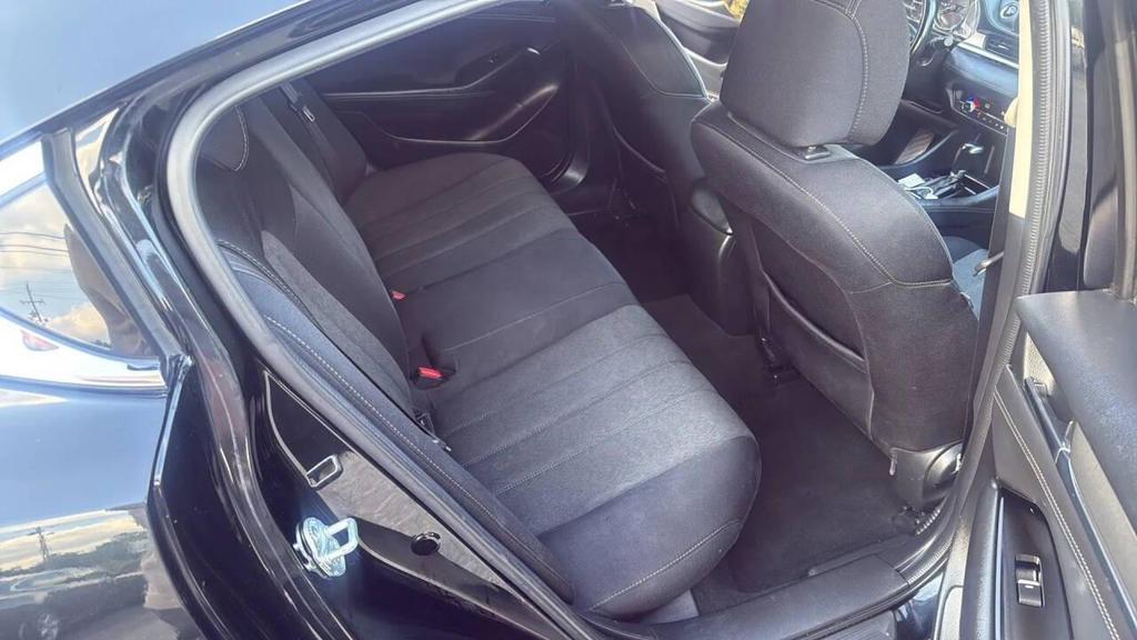 used 2018 Mazda Mazda6 car, priced at $11,999
