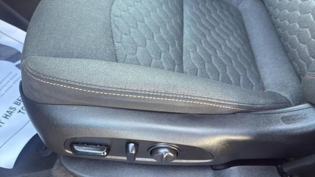 used 2019 Chevrolet Equinox car, priced at $9,999