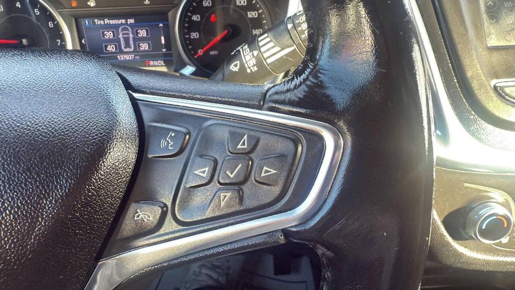 used 2019 Chevrolet Equinox car, priced at $9,999