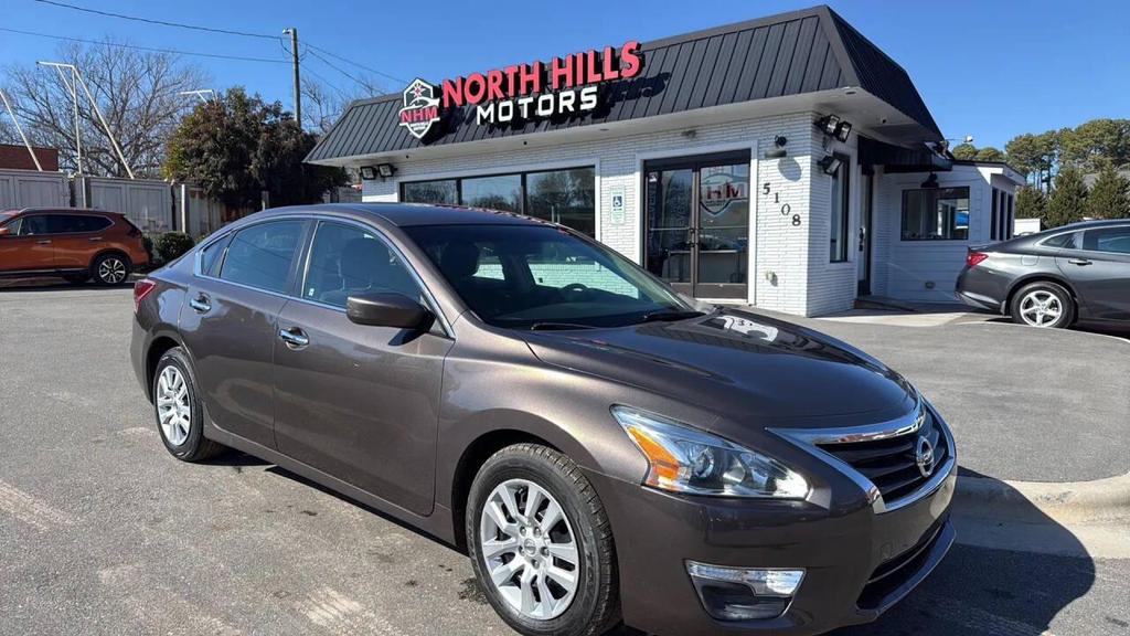 used 2013 Nissan Altima car, priced at $9,999