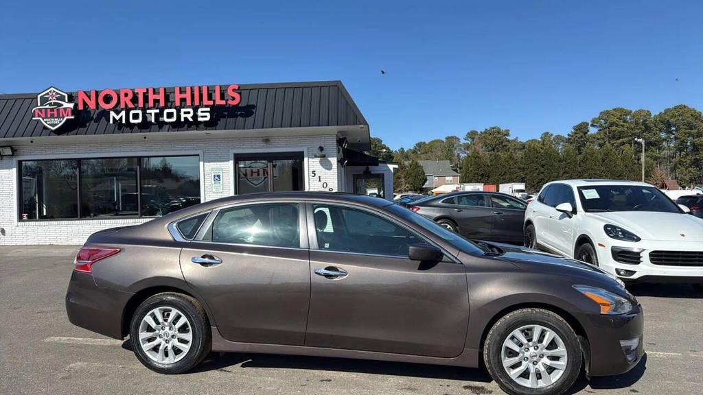 used 2013 Nissan Altima car, priced at $9,999