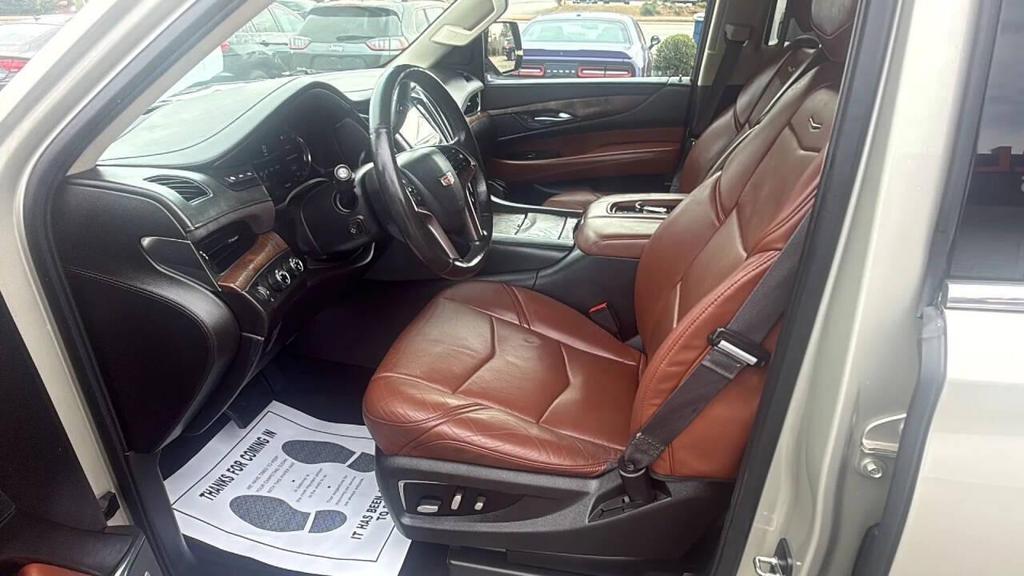 used 2016 Cadillac Escalade ESV car, priced at $19,799