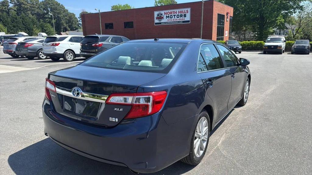 used 2014 Toyota Camry Hybrid car, priced at $8,500