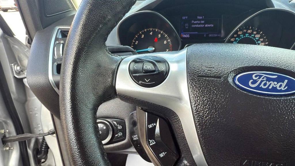 used 2013 Ford Escape car, priced at $9,999