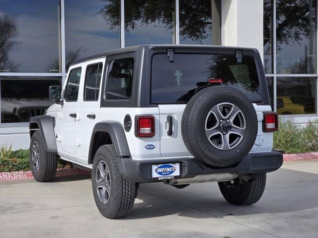 used 2022 Jeep Wrangler Unlimited car, priced at $26,478