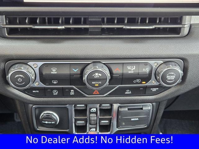 new 2026 Jeep Wrangler car, priced at $37,292