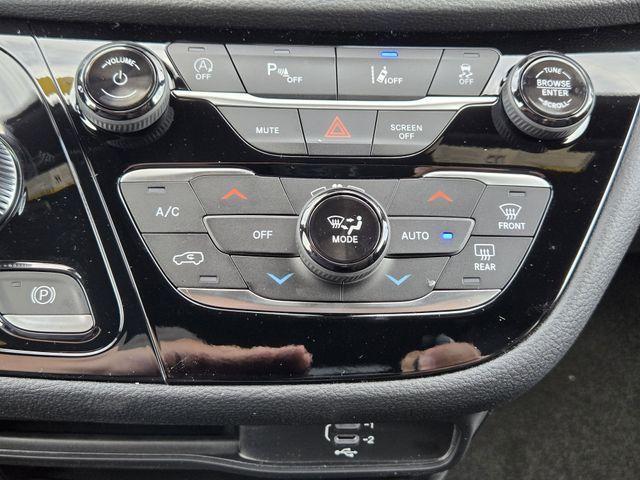 new 2026 Chrysler Pacifica car, priced at $52,051