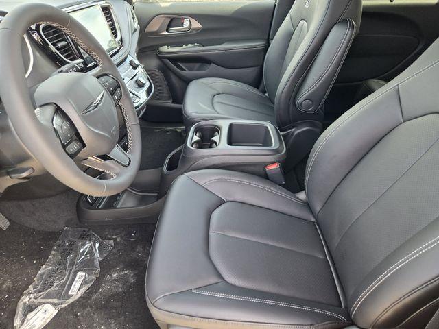 new 2026 Chrysler Pacifica car, priced at $52,051