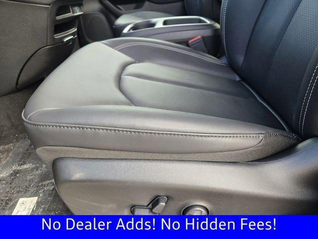 new 2026 Chrysler Pacifica car, priced at $40,393