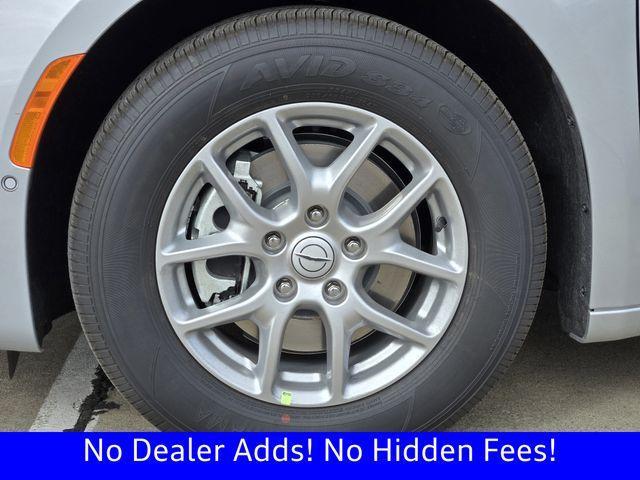 new 2026 Chrysler Pacifica car, priced at $40,393